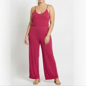 NEW Boohoo Wide Leg Jumpsuit Magenta Pink Size 12 V-Neck Cami Sleeveless Rayon